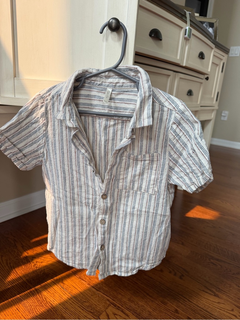 Casual Short-Sleeve Striped Button-Up Shirt — White with Blue & Tan Stripes